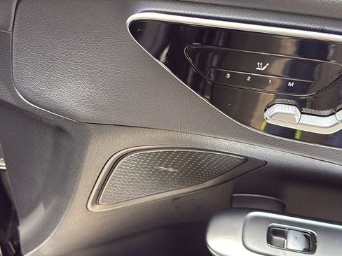 Certified 2025 Mercedes-Benz C 300 Sedan image 15