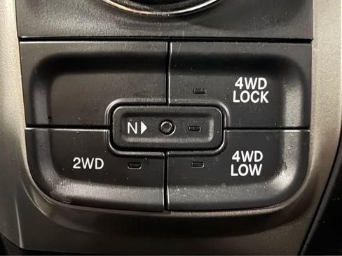 Used 2020 RAM 1500 Warlock AWD/4WD image 25
