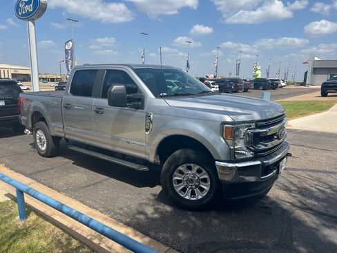 Used 2021 Ford F250 XL w/ STX Appearance Package AWD/4WD image 4