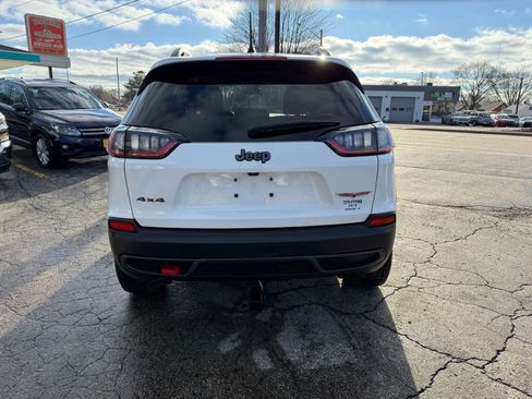 Used 2020 Jeep Cherokee Trailhawk image 4
