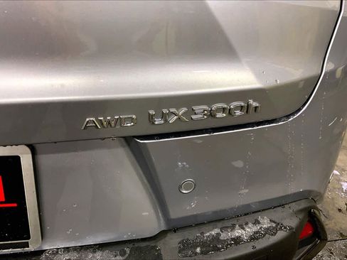 New 2025 Lexus UX 300h AWD image 15