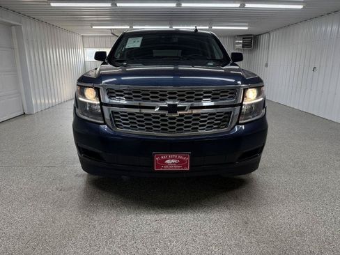 Used 2017 Chevrolet Suburban LT AWD/4WD image 3