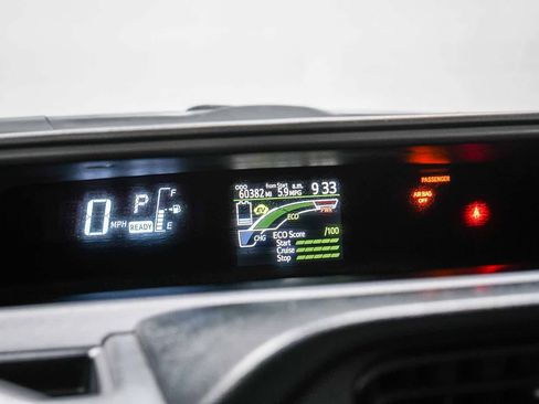 Certified 2016 Toyota Prius C Four image 26