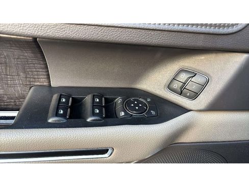 Used 2021 Ford Expedition Max Limited image 23