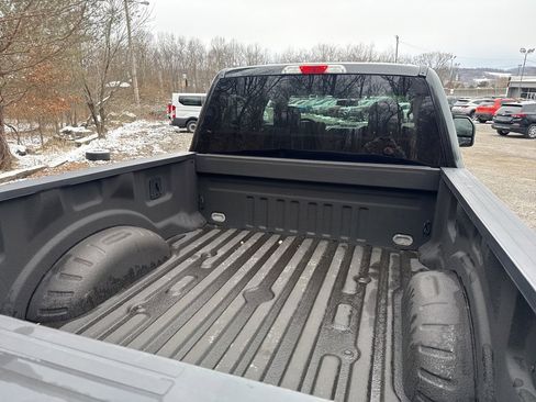 Used 2017 Ford F250 XLT w/ XLT Value Package image 11