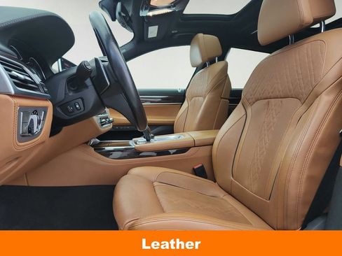 Used 2019 BMW 750i xDrive w/ Executive Package AWD/4WD image 11