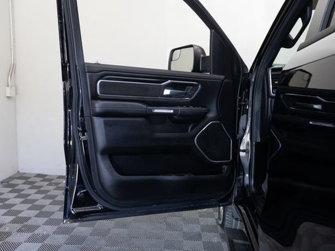 Used 2023 RAM 1500 Laramie AWD/4WD image 16