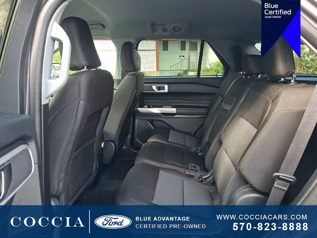 Used 2022 Ford Explorer XLT AWD/4WD image 11