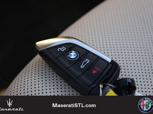 Used 2023 BMW 530i xDrive w/ Premium Package image 26