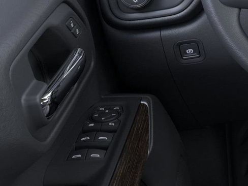 New 2026 GMC Sierra 2500 Pro w/ Convenience Package image 22