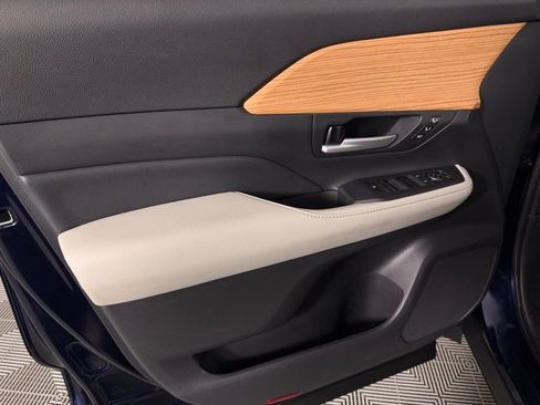 Used 2024 Toyota Grand Highlander Limited image 25