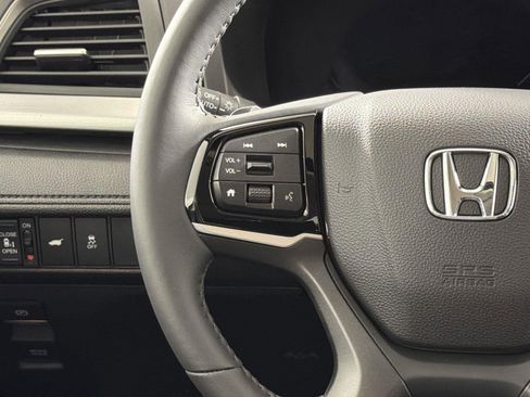 Used 2025 Honda Odyssey EX-L image 12