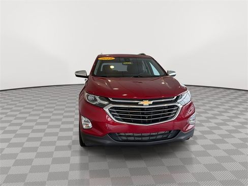 Used 2019 Chevrolet Equinox Premier image 3