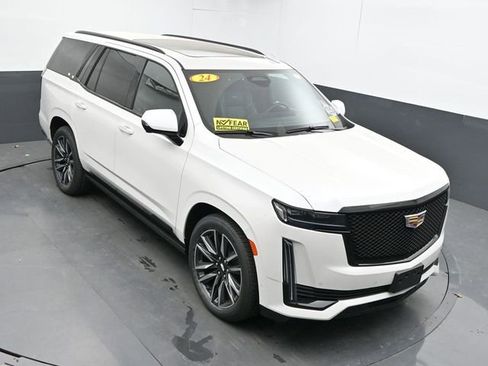 Used 2024 Cadillac Escalade Sport Platinum w/ LPO, Floor Liner Package AWD/4WD image 42