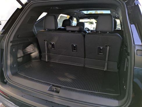 New 2026 Chevrolet Traverse Z71 w/ Driver Confidence Package AWD/4WD image 28