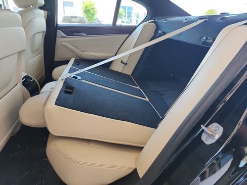 Used 2022 BMW 540i w/ Convenience Package RWD image 25