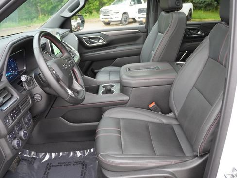 Certified 2024 Chevrolet Tahoe RST w/ Luxury Package AWD/4WD image 16