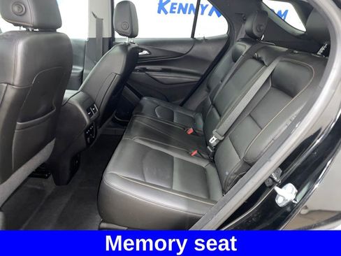 Used 2018 Chevrolet Equinox Premier image 15