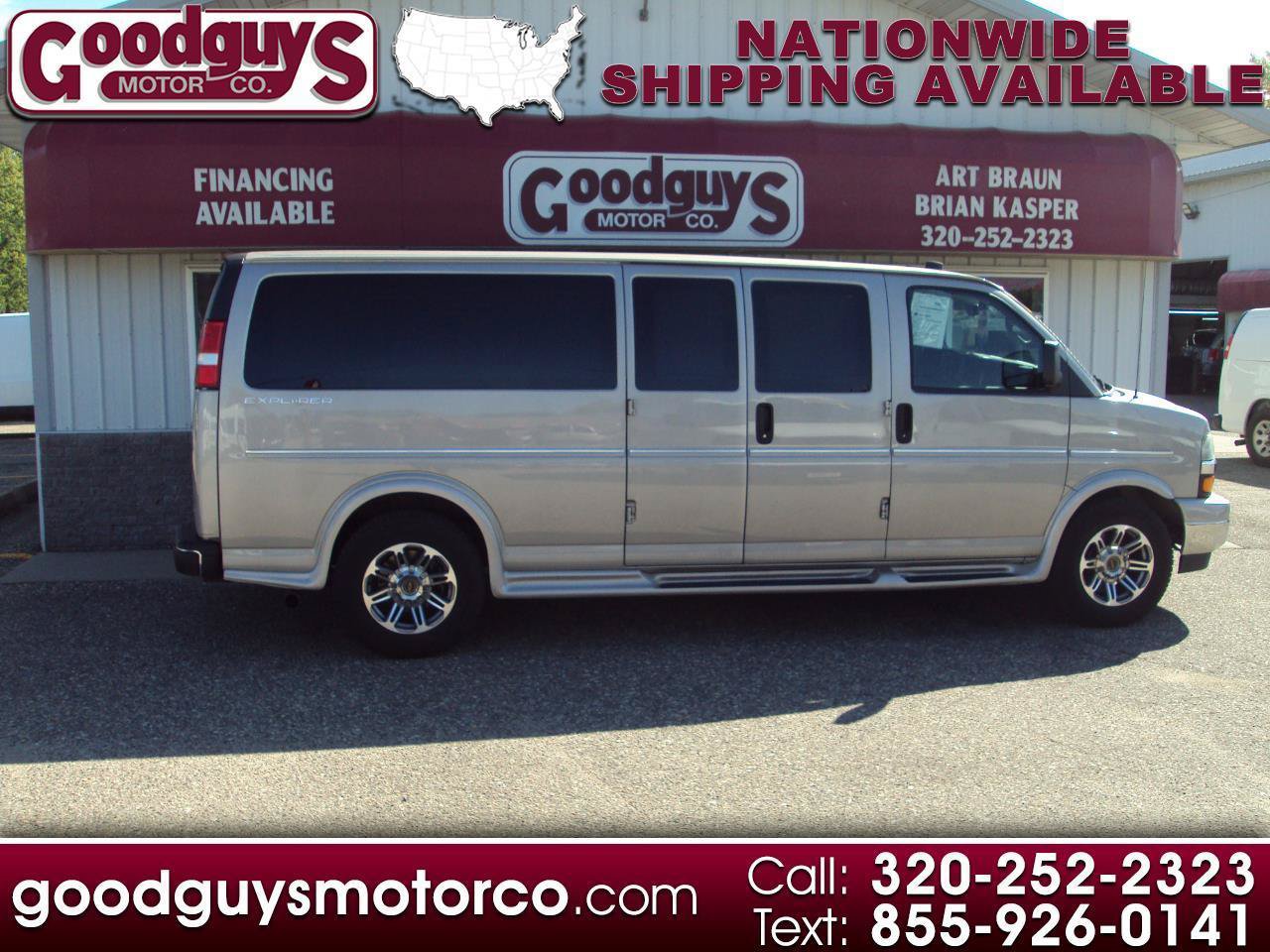 Used 2023 Chevrolet Express 2500 Extended RWD image 1