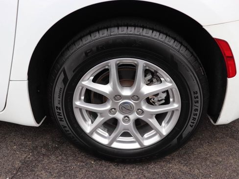 Used 2024 Chrysler Pacifica Touring-L FWD image 65