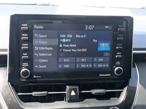 Used 2021 Toyota Corolla LE FWD image 17
