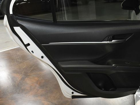 Used 2021 Toyota Camry LE image 45