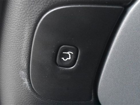 Used 2016 Jeep Cherokee Trailhawk w/ Comfort/Convenience Group image 20