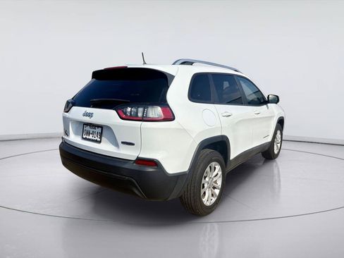 Used 2020 Jeep Cherokee Latitude w/ Cold Weather Group AWD/4WD image 5