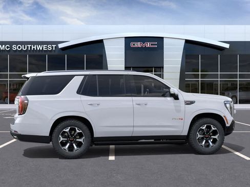 New 2026 GMC Yukon AT4 w/ AT4 Premium Package image 5