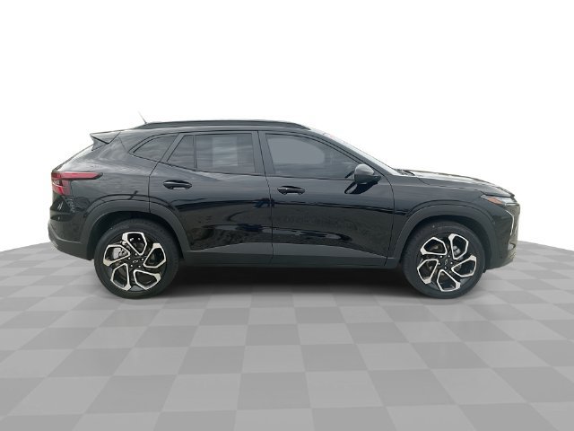 Certified 2025 Chevrolet Trax RS w/ Sunroof Package FWD image 9