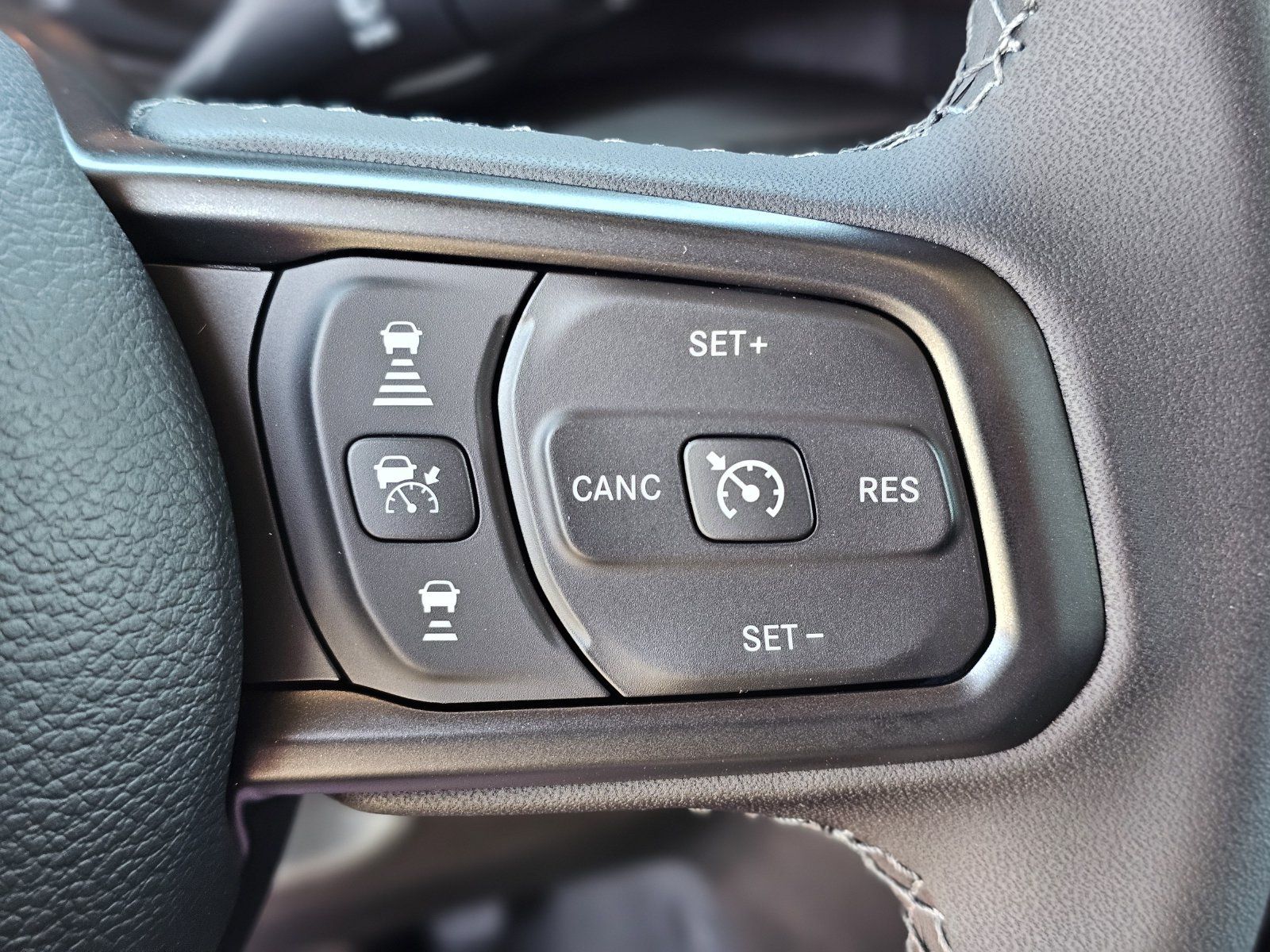 New 2026 Jeep Wrangler Unlimited Sport AWD/4WD image 18