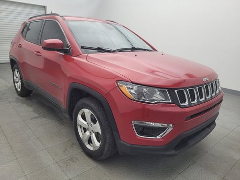 Used 2019 Jeep Compass Latitude image 13