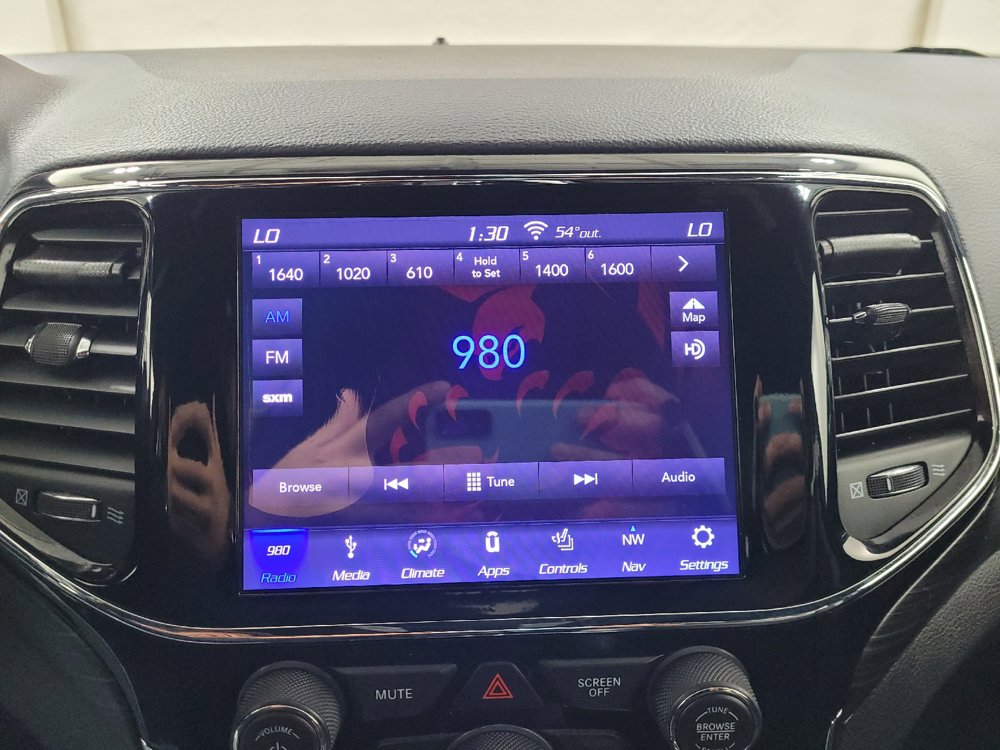 Used 2019 Jeep Grand Cherokee Altitude AWD/4WD image 25
