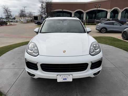Used 2018 Porsche Cayenne S image 2