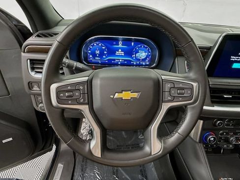 Used 2023 Chevrolet Tahoe Premier w/ Premium Package AWD/4WD image 12