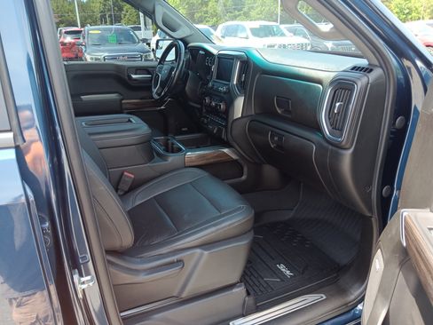 Used 2021 Chevrolet Silverado 1500 RST w/ Convenience Package II AWD/4WD image 19