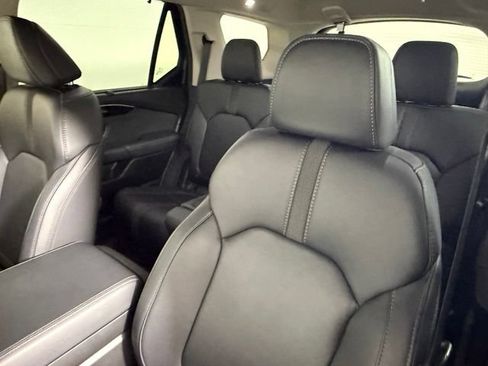 Used 2025 Honda Pilot EX-L image 31