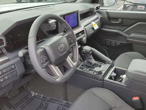 New 2026 Toyota 4Runner SR5 image 18