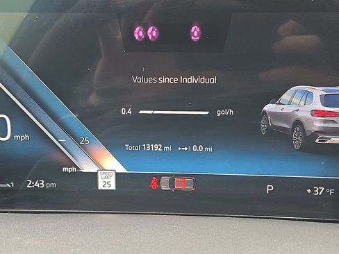 Used 2024 BMW X5 xDrive40i w/ Executive Package image 22