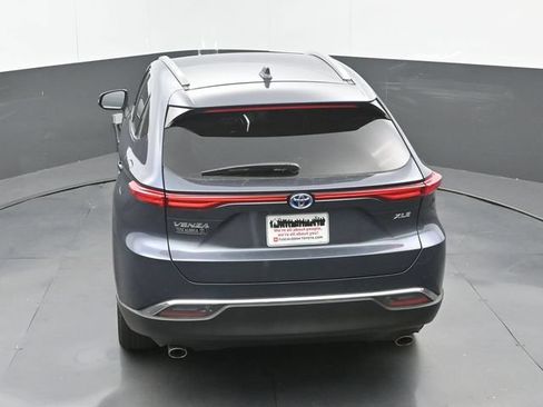 Used 2024 Toyota Venza XLE AWD/4WD image 15