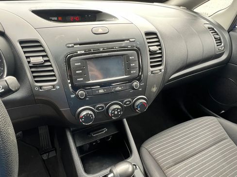 Used 2017 Kia Forte LX w/ LX Popular Package FWD image 21