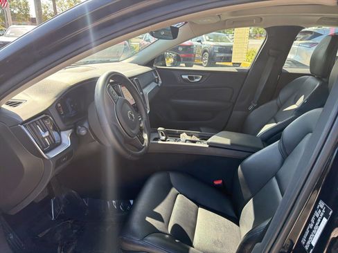 Used 2024 Volvo S60 B5 Core FWD image 19