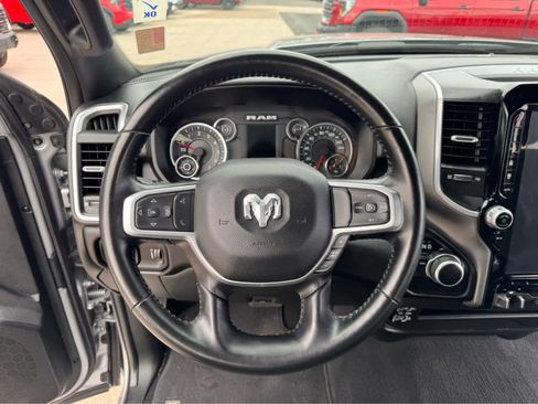 Used 2024 RAM 2500 Big Horn w/ Sport Appearance Package image 12