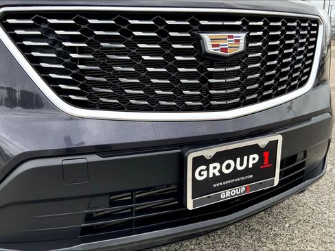 Used 2023 Cadillac XT4 Luxury w/ Cold Weather Package image 29