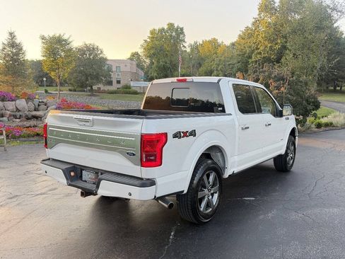 Used 2015 Ford F150 Platinum w/ Equipment Group 701A Luxury AWD/4WD image 4