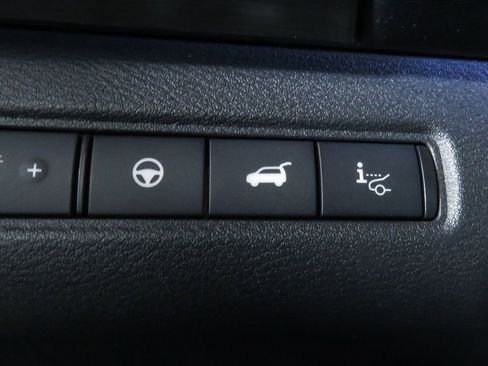 Used 2022 Nissan Pathfinder Platinum w/ Cargo Package image 31