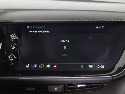 Used 2022 Buick Envision Essence w/ Sport Touring Package image 6