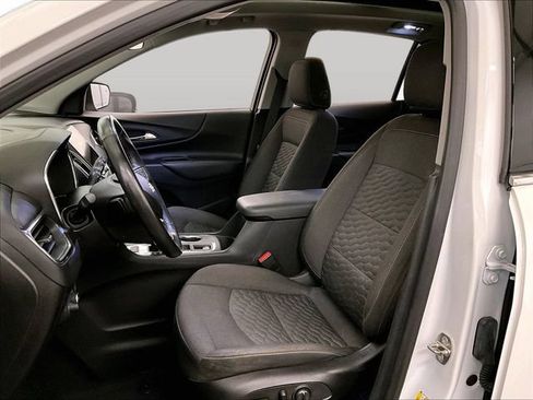 Used 2019 Chevrolet Equinox LT w/ Sun & Navigation Package AWD/4WD image 24