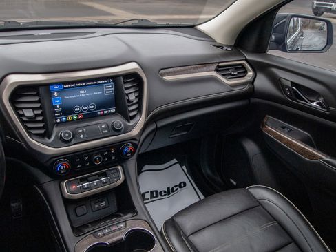 Used 2022 GMC Acadia Denali w/ GMC Pro Grade Package image 15