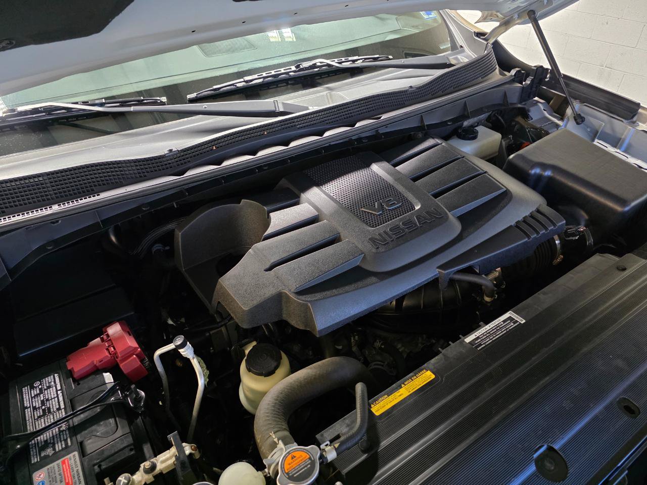 Used 2022 Nissan Titan PRO-4X w/ Pro-4x Convenience Package AWD/4WD image 44